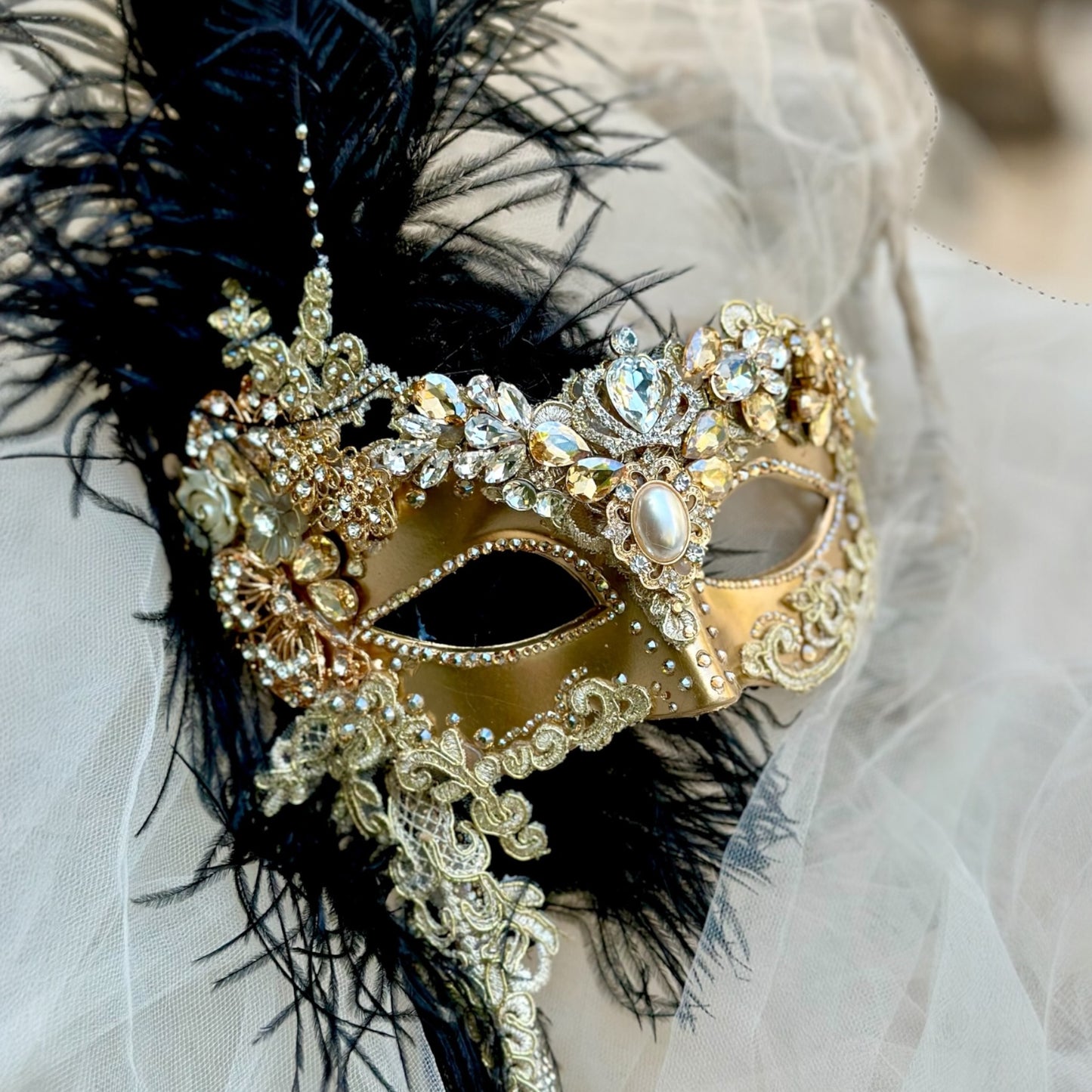 Masquerade mask